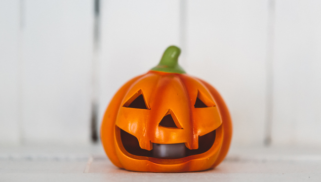 The Story of Halloween | English Teacher Melanie