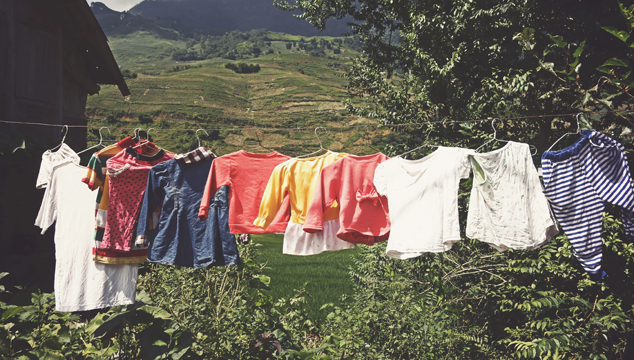 English Vocabulary: Idioms with "Laundry" and "Wash" | English Teacher Melanie