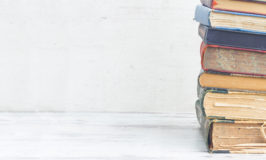 English idioms with books | English Teacher Melanie