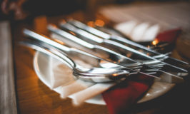 What to Say in a Restaurant | English Teacher Melanie